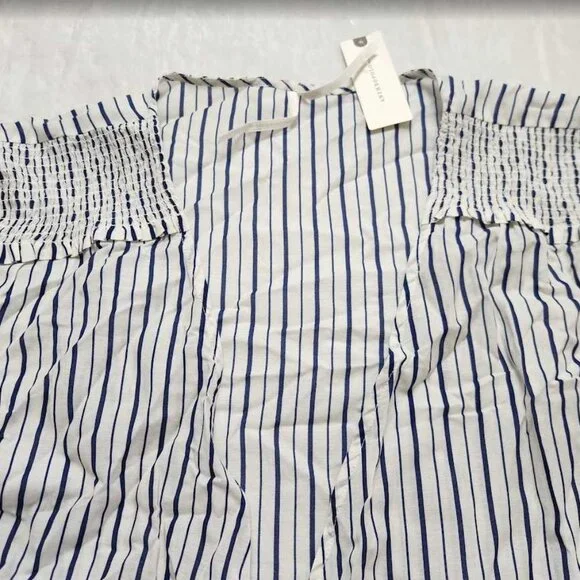 New (missing tie) Women's S By Anthropologie stripe lightweight robe